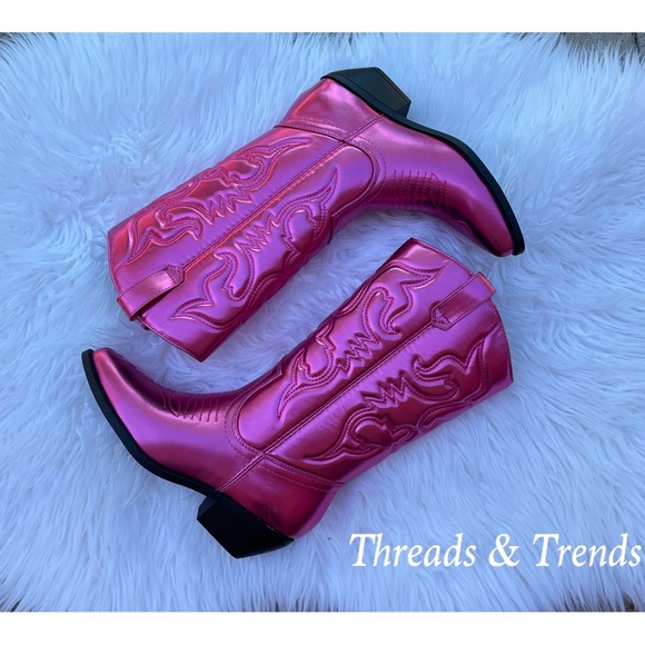 ON SALE! Glam Cowgirl Metallic Western Boots! - Picture 4 of 9